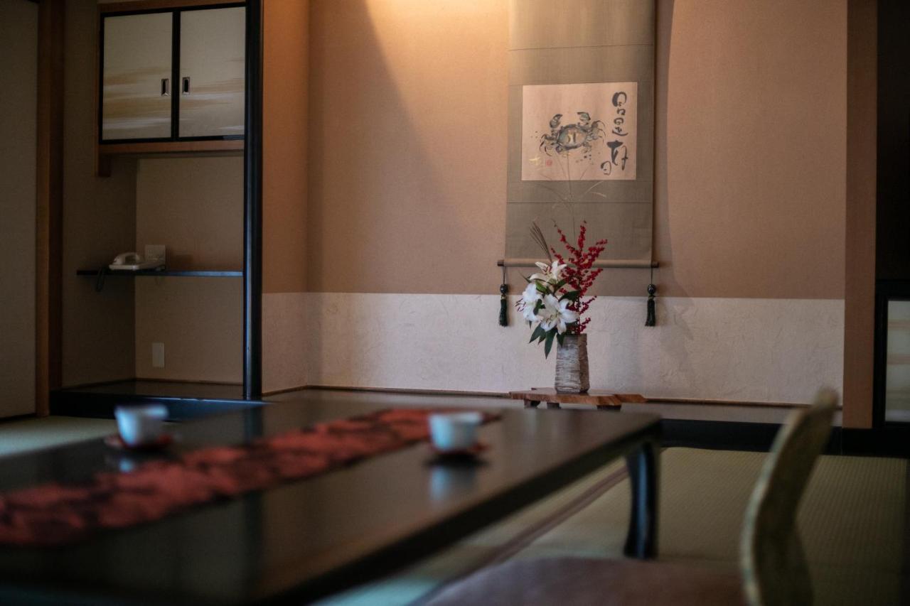 Nansuikaku Hotel Miyawaka Bagian luar foto