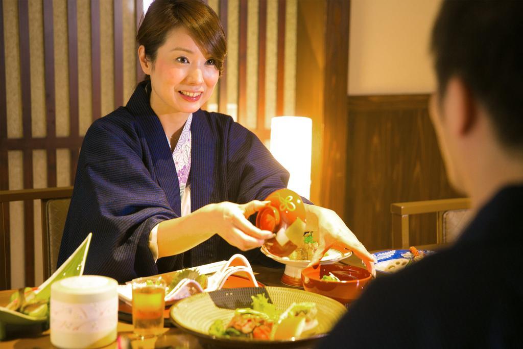 Nansuikaku Hotel Miyawaka Bagian luar foto