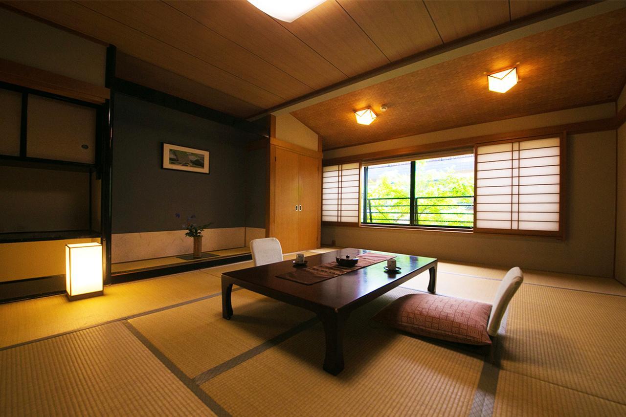 Nansuikaku Hotel Miyawaka Bagian luar foto