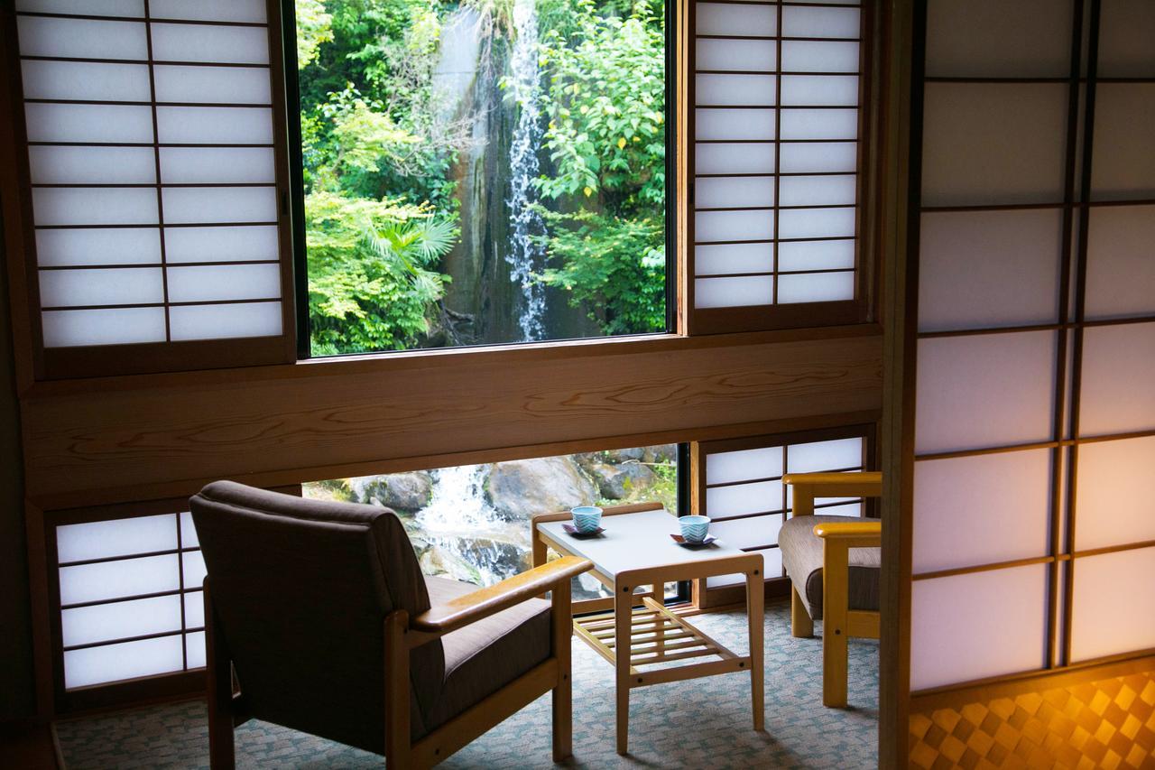 Nansuikaku Hotel Miyawaka Bagian luar foto